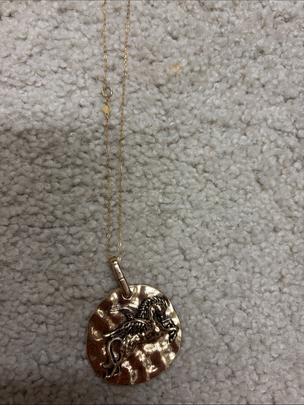 NWOT Free People Pegasus Charm For Necklace Or Key Chain Gold Tone - Picture 7 of 7